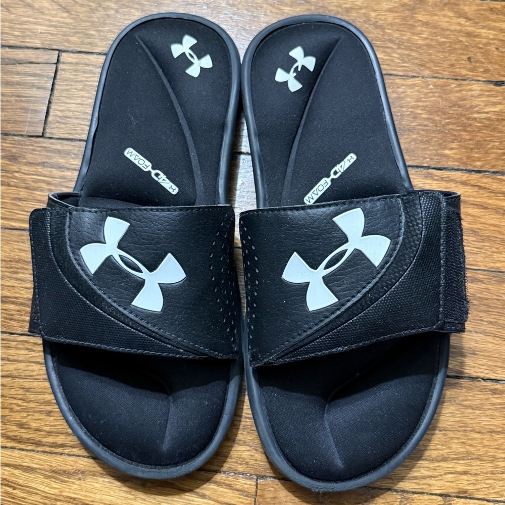 New (worn once) Under Armour Youth Black Slide Sandals. Size 6Y